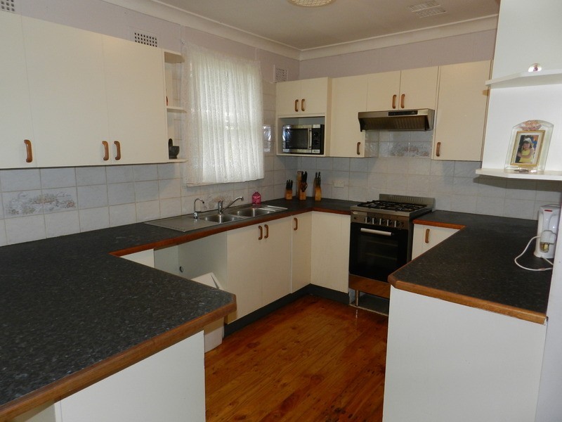 4 Detzner Place, Whalan NSW 2770