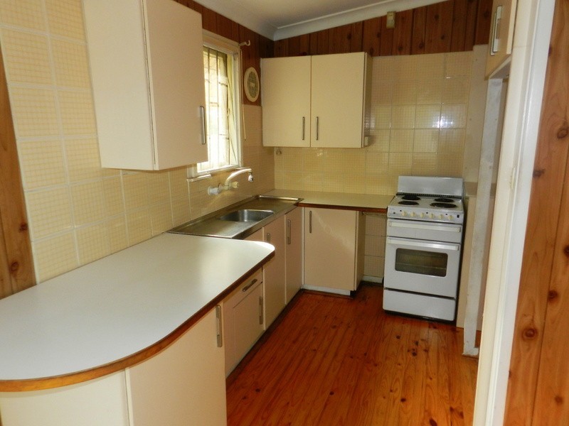 24 Parkes Crescent, Blackett NSW 2770