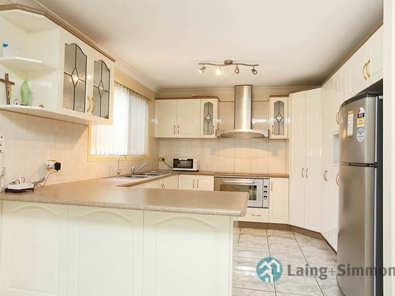 15 Lisbon St, Mount Druitt NSW 2770