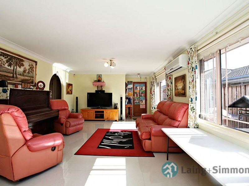 27 Dryden Ave, Oakhurst NSW 2761