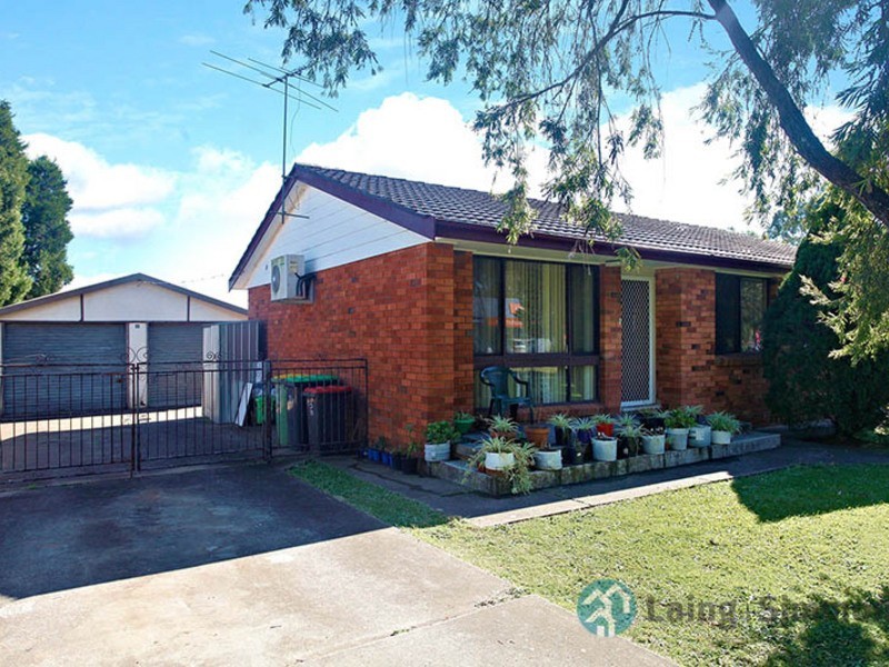 47 Melville Rd, St Clair NSW 2759