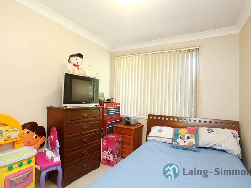 47 Melville Rd, St Clair NSW 2759