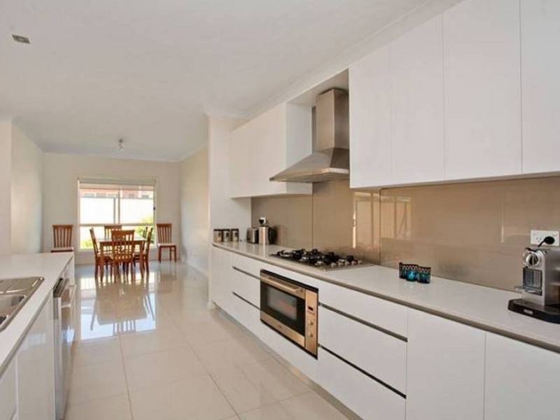 19 Granada Place, Oakhurst NSW 2761