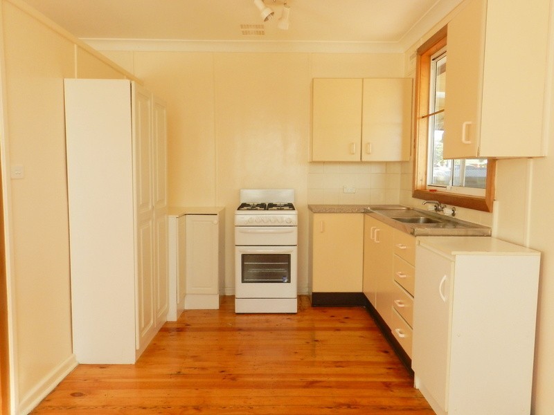 3 Siemens Cres, Emerton NSW 2770