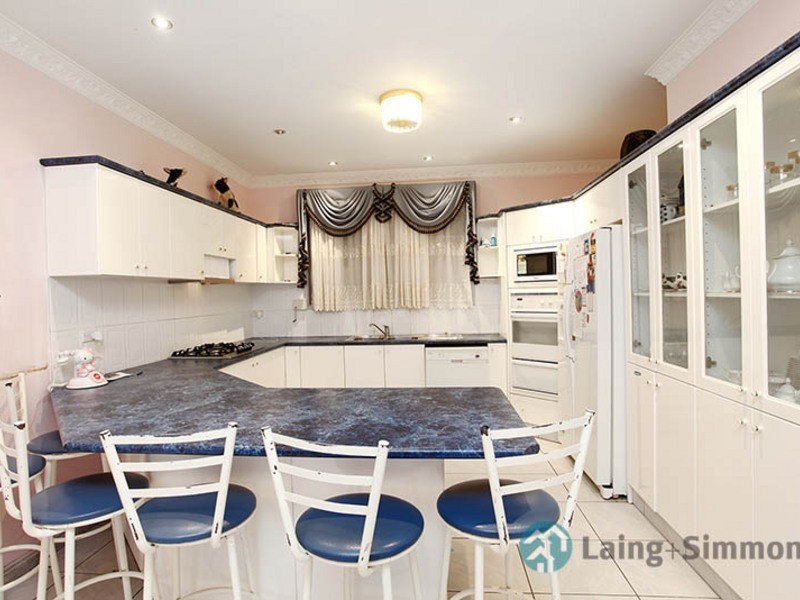 12 Kasie Place, St Clair NSW 2759