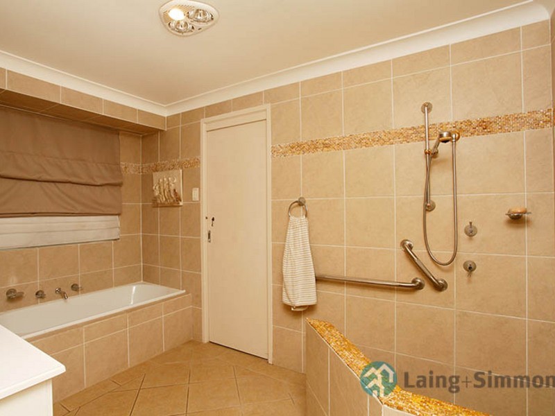 6 Scherell St, Dharruk NSW 2770