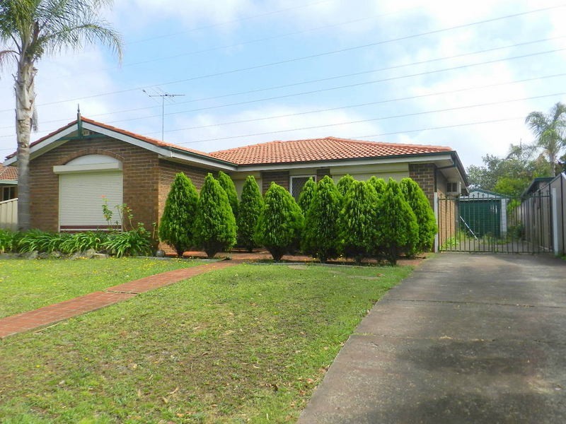 18 Carroll St, Plumpton NSW 2761