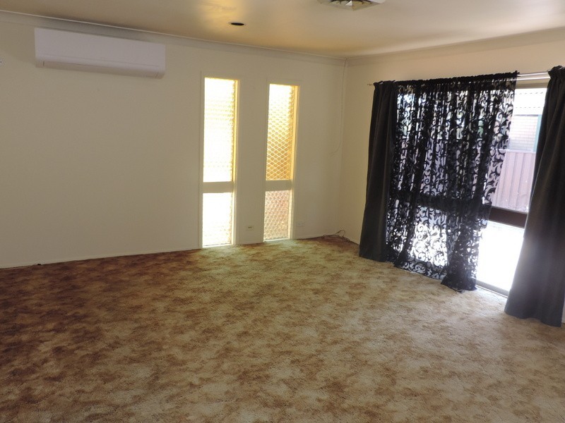 43 Talmiro St, Whalan NSW 2770