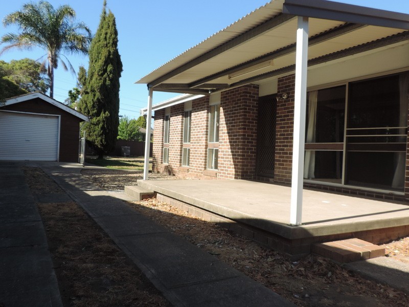 43 Talmiro St, Whalan NSW 2770