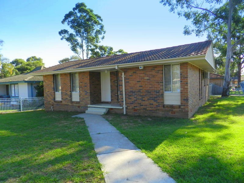 4 Petrie Close, Bidwill NSW 2770