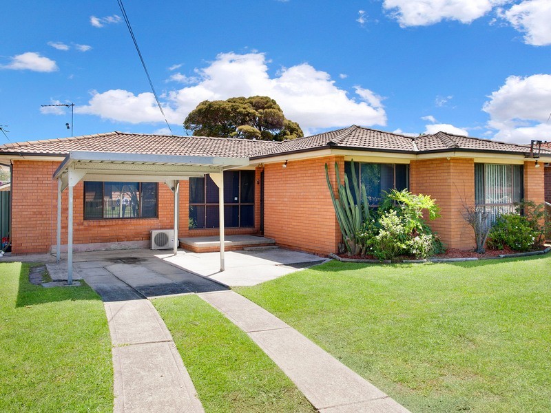20 Tarana Cres, Dharruk NSW 2770