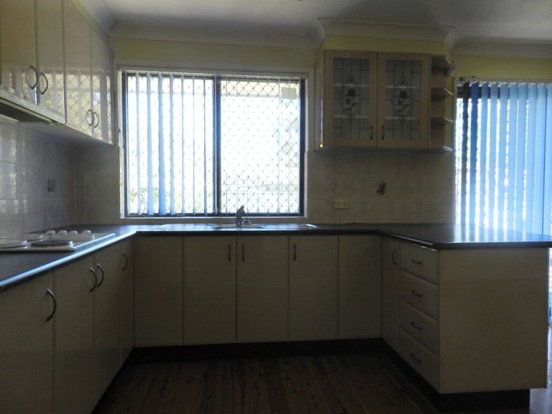 34 Kurrajong Ave, Mount Druitt NSW 2770