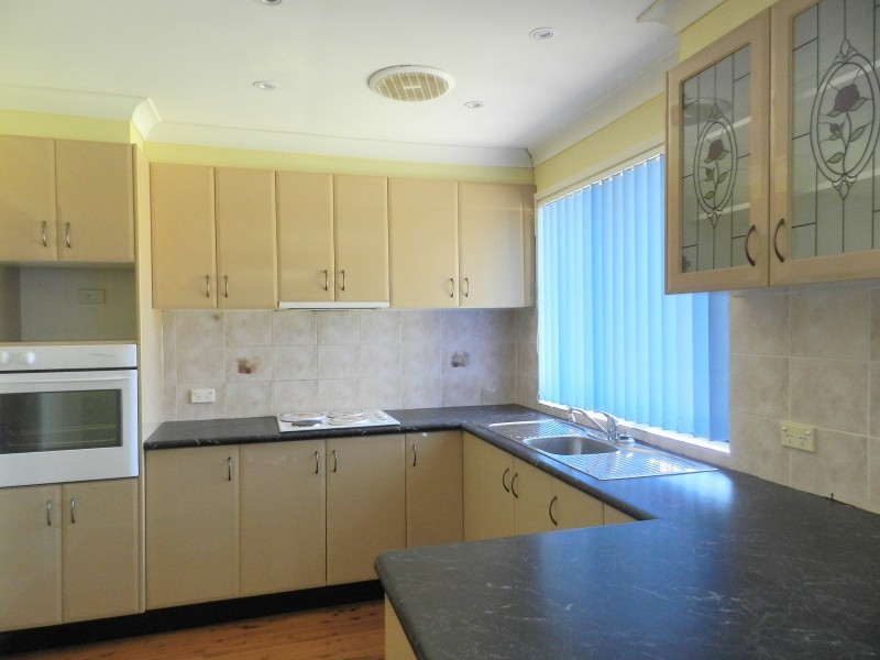 34 Kurrajong Ave, Mount Druitt NSW 2770