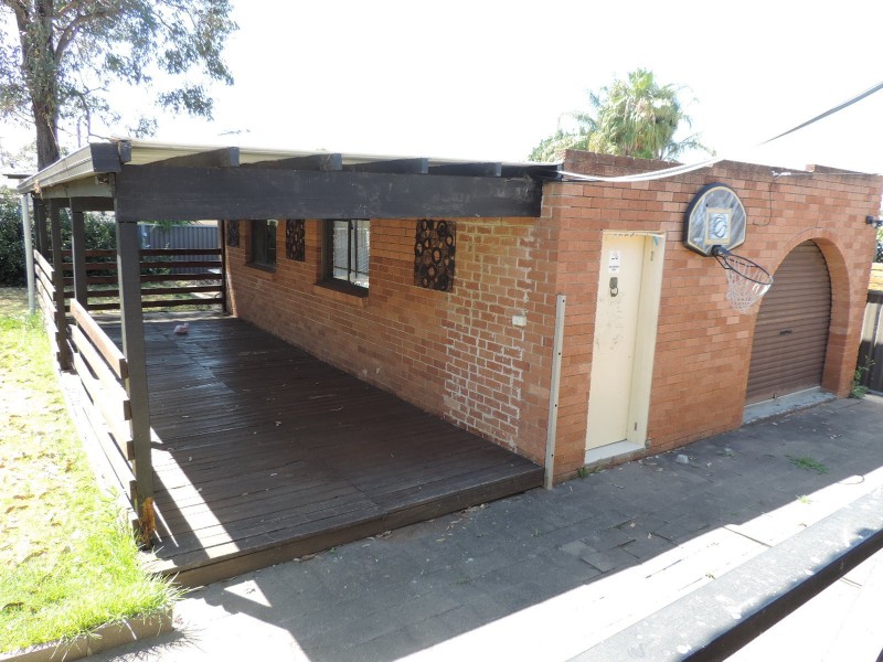 18 Cooinda Street, Colyton NSW 2760