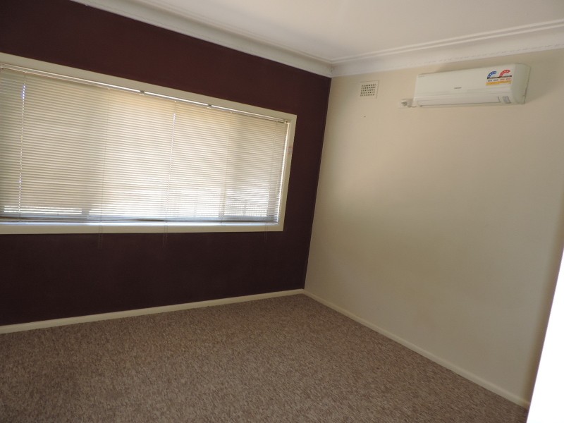 18 Cooinda Street, Colyton NSW 2760