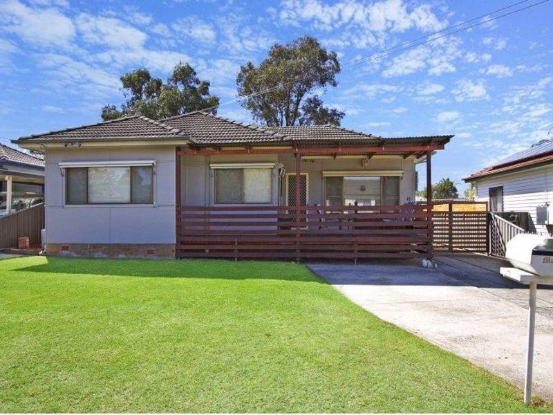 18 Cooinda Street, Colyton NSW 2760
