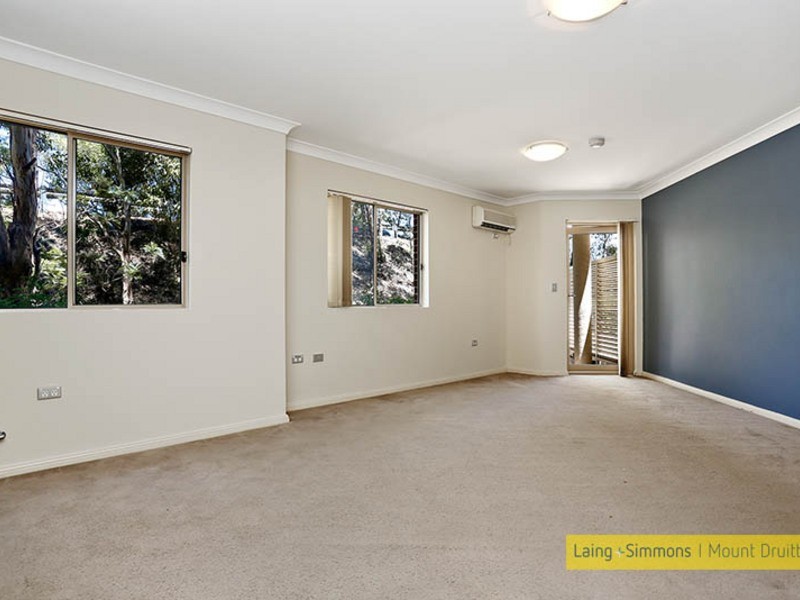 16/2 Wentworth Ave, Toongabbie NSW 2146