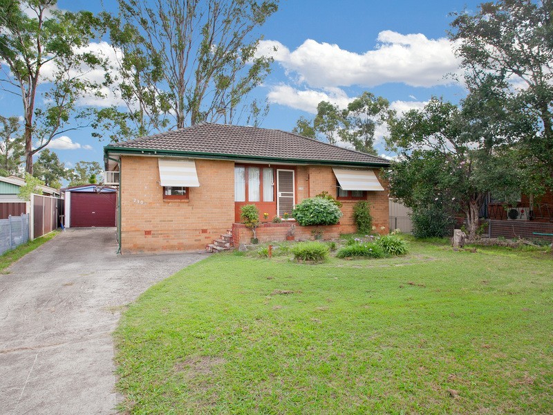 230 Woodstock Ave, Whalan NSW 2770
