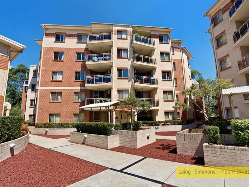 16/2 Wentworth Ave, Toongabbie NSW 2146