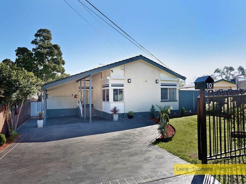 10 Idriess Crescent, Blackett NSW 2770