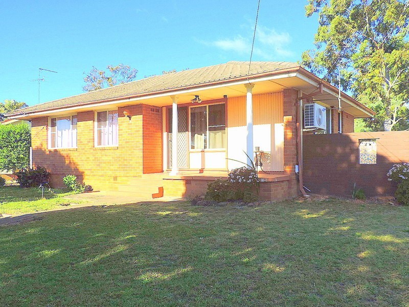 2 Hagen Place, Whalan NSW 2770