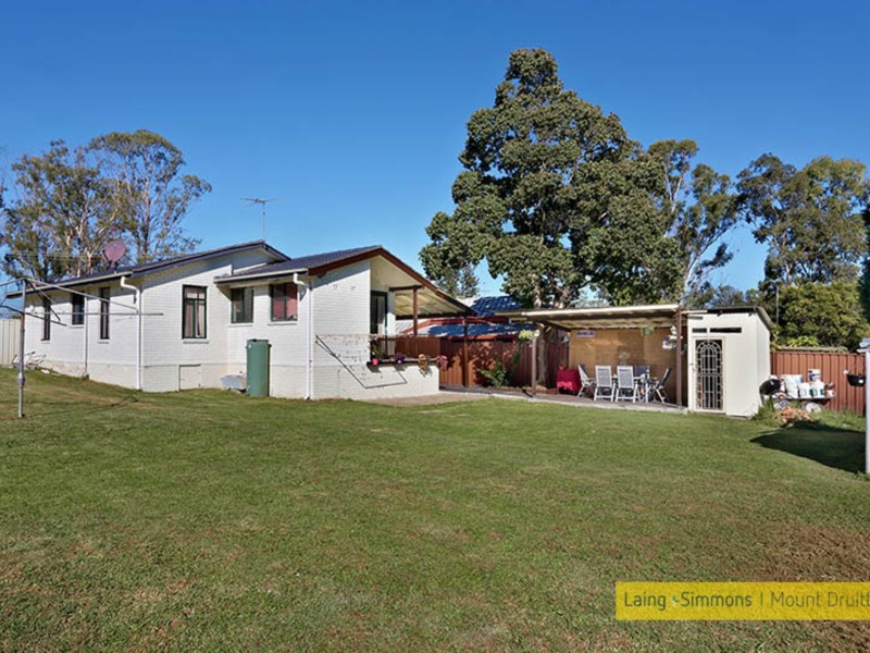 10 Idriess Crescent, Blackett NSW 2770