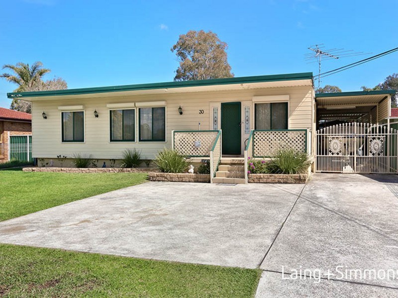 30 Siemens Crst, Emerton NSW 2770
