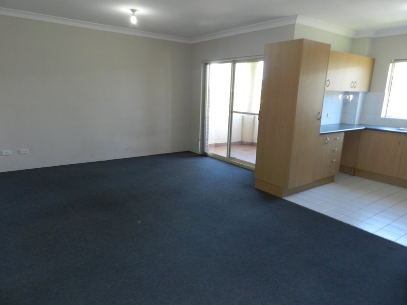 23/7-11 Oxford Street, Blacktown NSW 2148