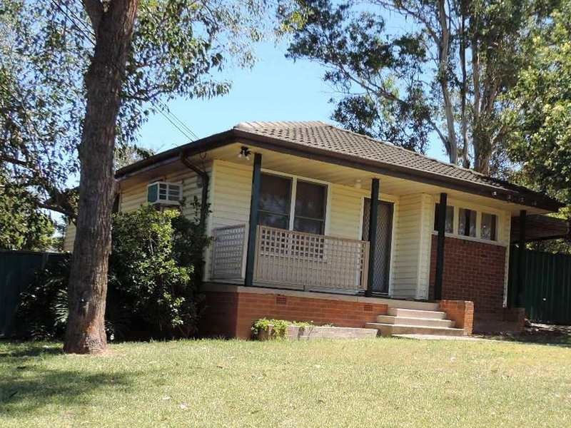 4 Dufek Place, Tregear NSW 2770