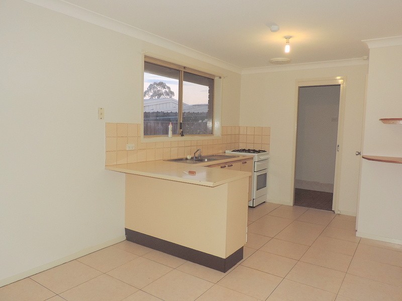 56 Kirsty Cresent, Hassall Grove NSW 2761