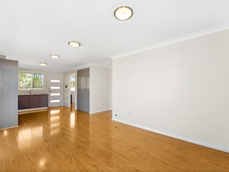 3 & 3A  Standish Ave, Oakhurst NSW 2761