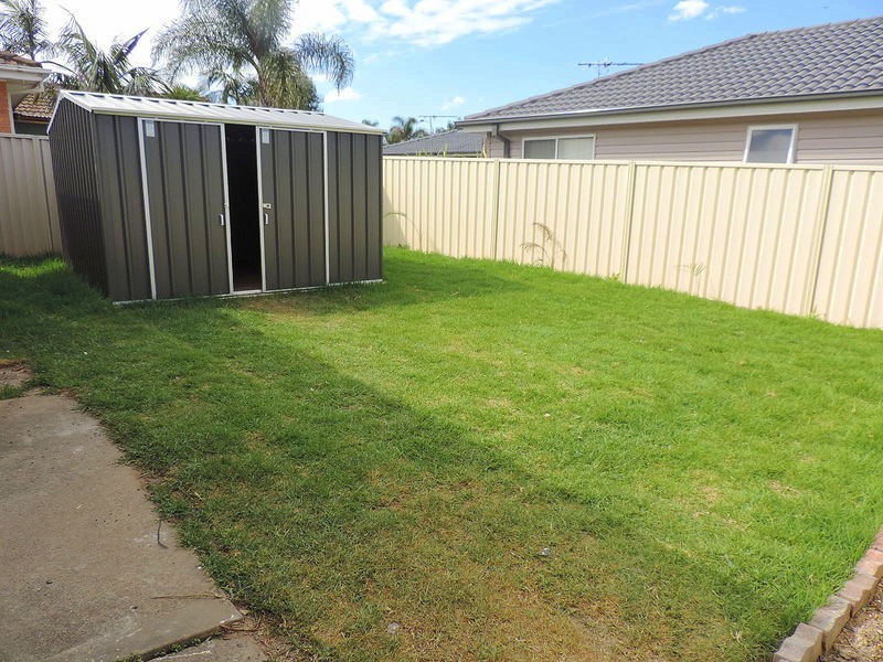 3 & 3A  Standish Ave, Oakhurst NSW 2761