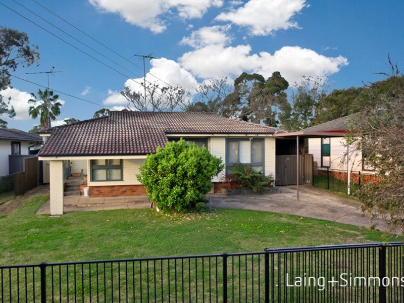 23 Taranaki Avenue, Lethbridge Park NSW 2770
