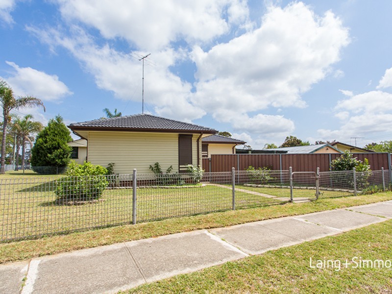 21 Captain Cook Drive, Willmot NSW 2770