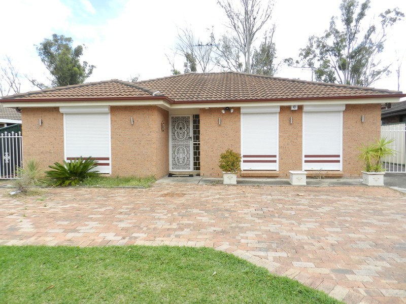 32 Lamerton Street, Oakhurst NSW 2761