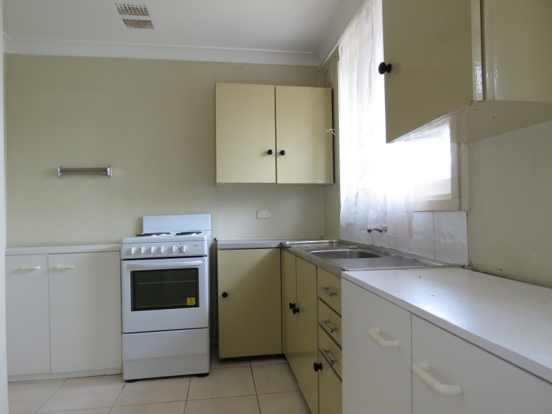 12 Parkes Crescent, Blackett NSW 2770