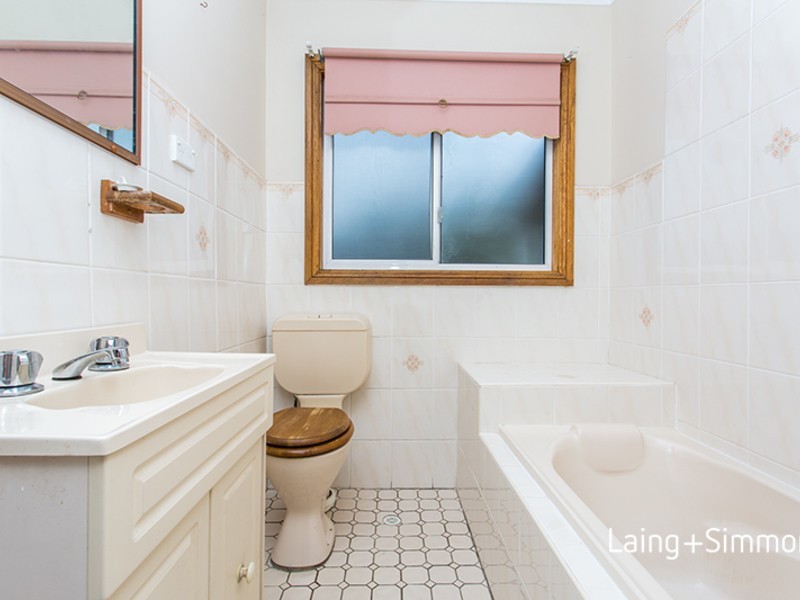 4  Parkes Crescent, Blackett NSW 2770