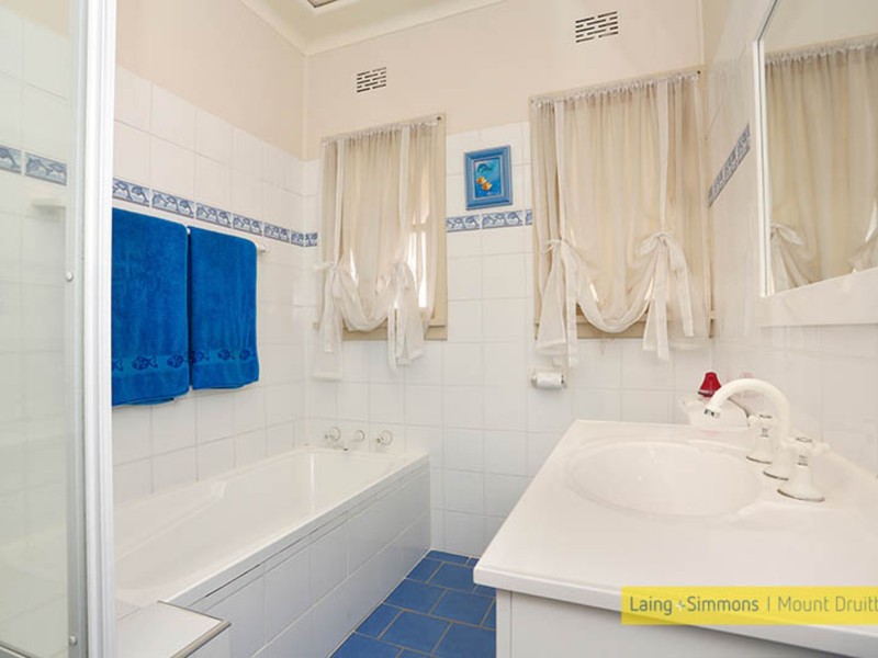 63 Emily St, Mount Druitt NSW 2770