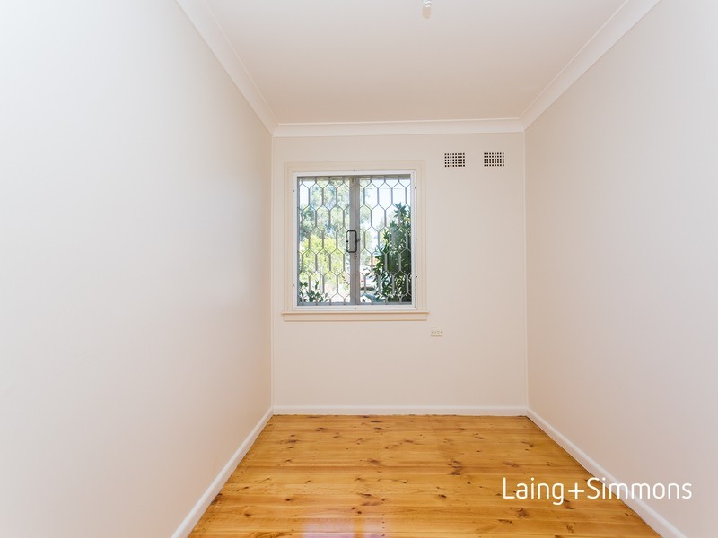 33  Melanesia Avenue, Lethbridge Park NSW 2770