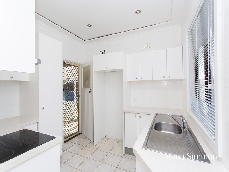 26 Dan Crescent, Colyton NSW 2760