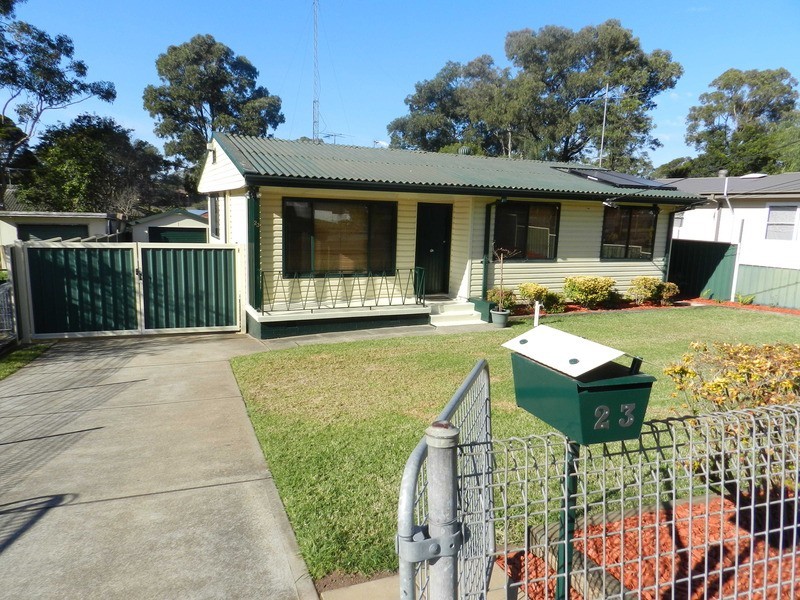 23 Rotorua Street, Lethbridge Park NSW 2770