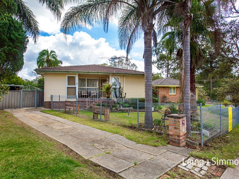 4  Roebuck Crescent, Willmot NSW 2770