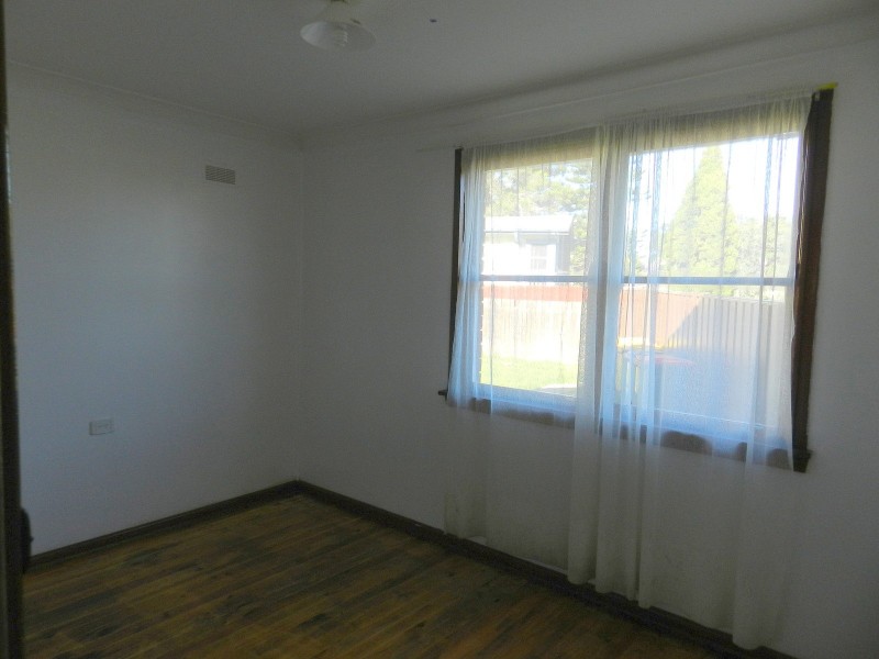 35 Lang Crescent, Blackett NSW 2770