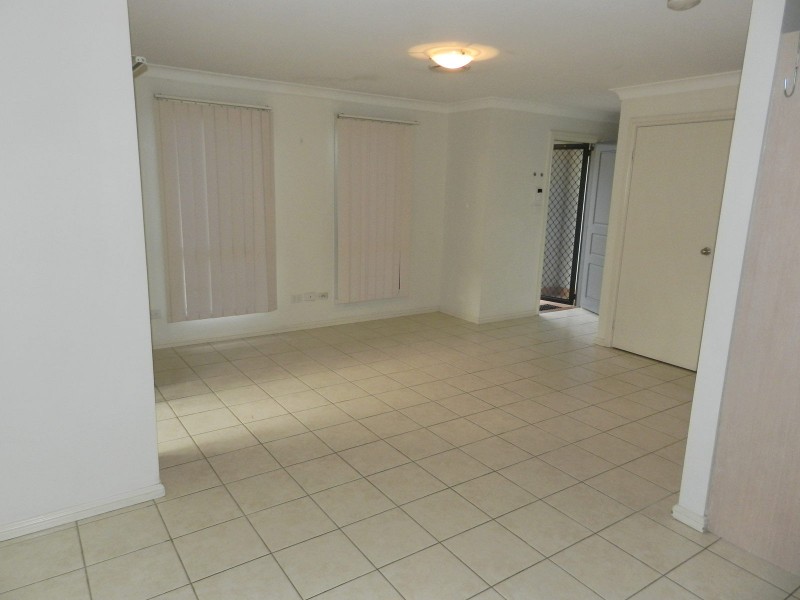 2/33 Blenheim Avenue, Rooty Hill NSW 2766