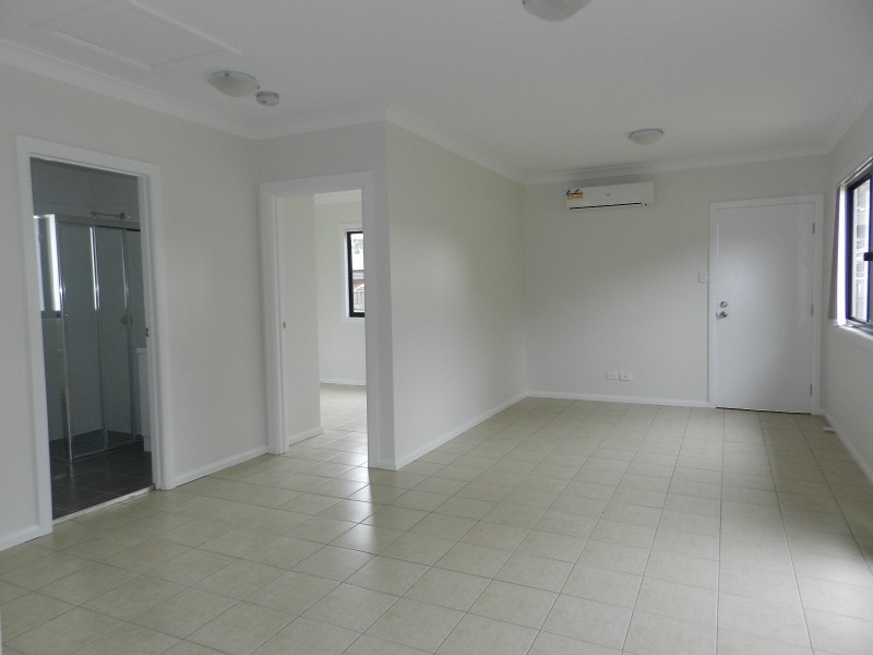 21A Waitaki Avenue, Lethbridge Park NSW 2770