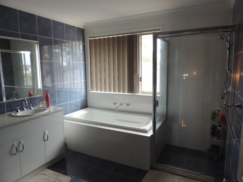 4  Shaughnessy Street, Oakhurst NSW 2761