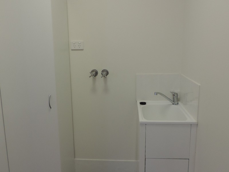 4a Natuna Place, Lethbridge Park NSW 2770