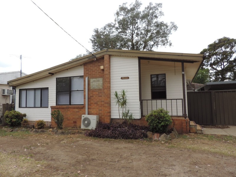 33 Forrester Road, Lethbridge Park NSW 2770