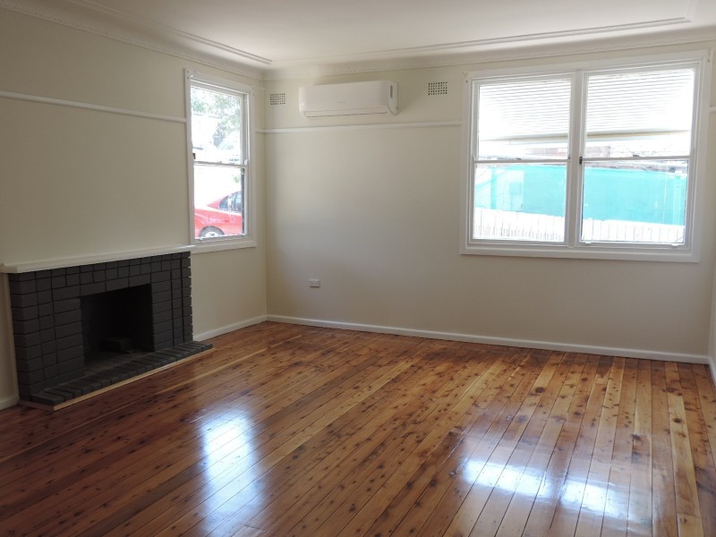 151 Lucas Road, Lalor Park NSW 2147