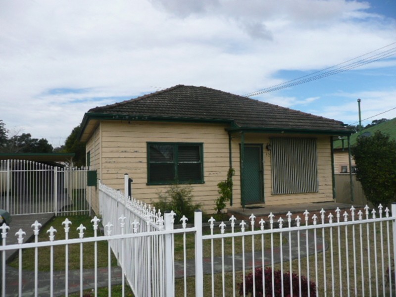 32 Evan Street, Penrith NSW 2750